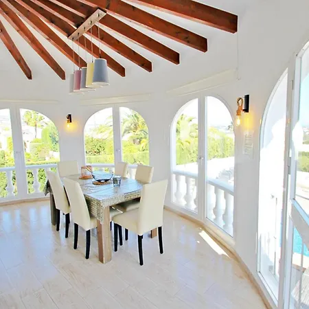 Aaron - With Stunning Views And Private Pool In Calpe