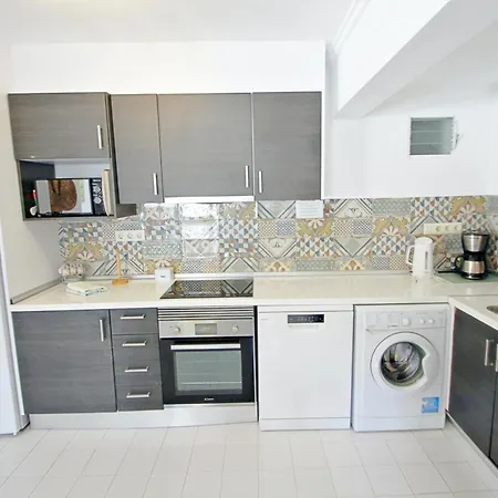 Aaron - With Stunning Views And Private Pool In Villa *